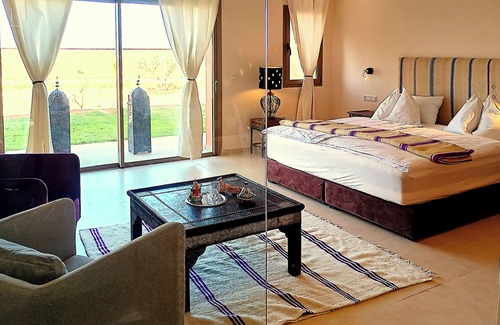 Oumnass Hotel | Bab Sma - Porte du Ciel