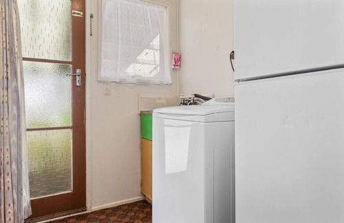 Waiotahi House | Back to the Beach Bach- Whole House- 4 guests- One price