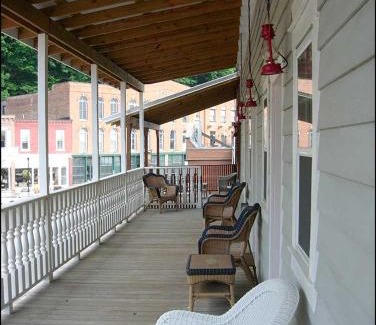 McGregor Hotel | Backwoods Bed and Bath