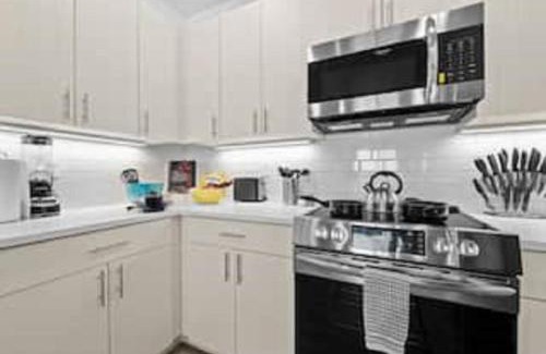 Ephraim Apartment | Badger Den: 1mi.Snow College~ Wash/Dryer~Climb