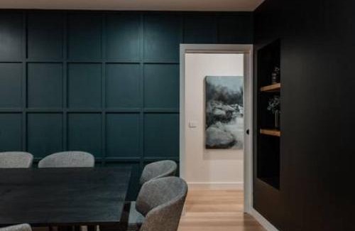 Badger Creek House | BADGER HOUSE - 4 Bed, 4 Bath, Stunning Entertainer plus Fire