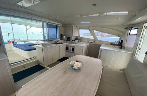 Exuma Boat Rental | Bahamas Luxury Sailing Catamaran, Nassau to Exumas