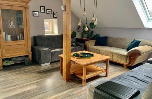 Frauenstein Apartment | Bahnhof Frauenstein SCHLOSSBLICK