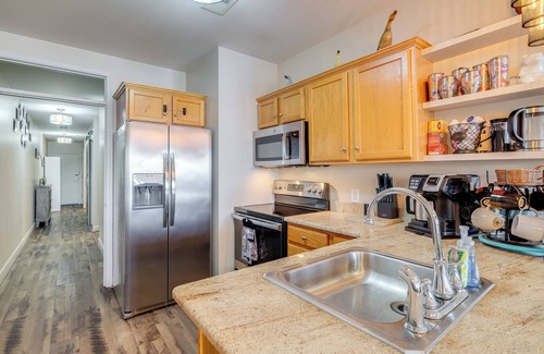 Smith Mountain Lake Condo | Balcony & Serene Views: Cozy Condo in Huddleston!