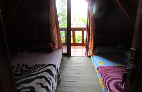 Tuk Tuk House | Balian Camp penginapan