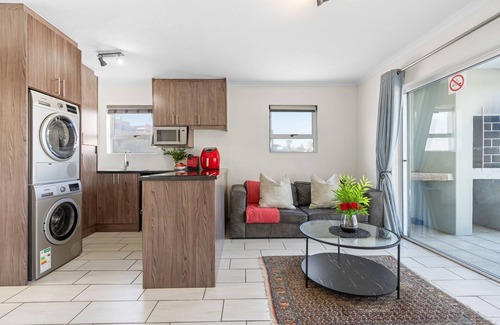 West Beach Apartment | Balmoral Heights 20 - One Bedroom Apartment, Sleeps 2