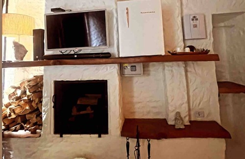 Jardim Andira House | Bangalô Para 2 Pessoas Charmoso e Confortável com Jacuzzi Aquecida !!!