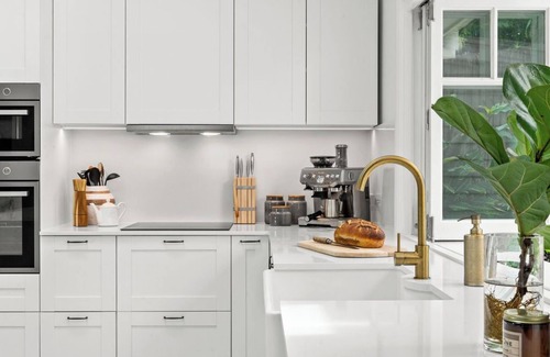 Bangalow Apartment | Bangalla is a haven of relaxation only 10 minutes walk from the Bangalow village