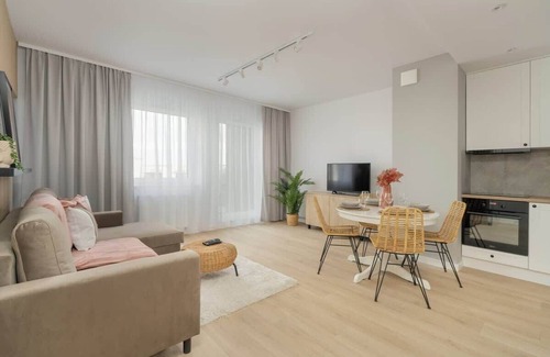 Jezyce Apartment | Baranczaka 1A | Elegant Apartment | Parking