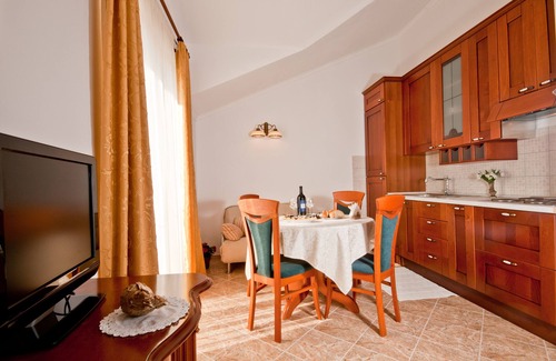 Povlja Hotel | Barba Petra Dvori Apartments