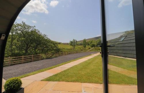 Fence House | Barley