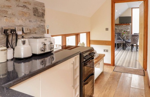 Nantgarw Apartment | BARN APARTMENT 1, romantic, luxury holiday cottage in Cardiff