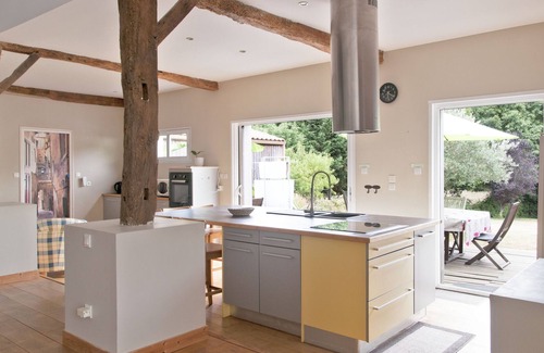 Grosbreuil House | Barn for 8 people 15 km from the sea