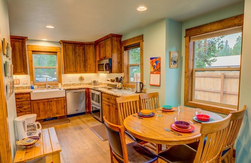 West Yellowstone House | Barnes on Boundary Unit B