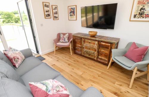 Nettlestone House | Barolo