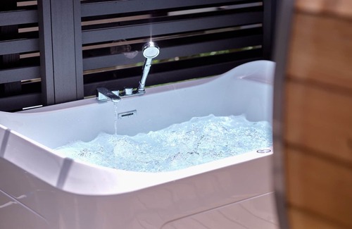 Azagawa House | Barrel sauna openair bath dog run included L / Minamitsuru-gun Yamanashi