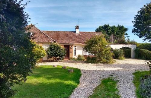 Bossington House | Barton Lodge