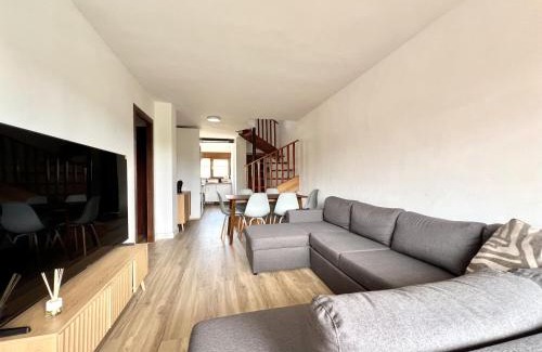 Villamanan Apartment | BaruHaus duplex piscina y parking Villamañán 2