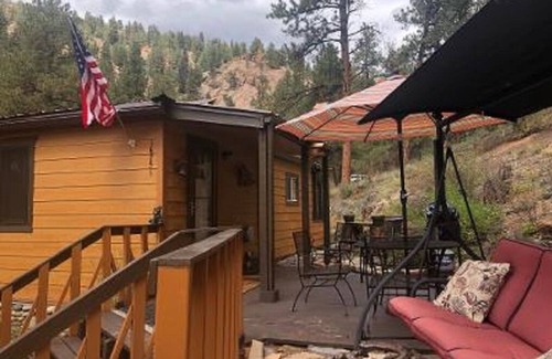 Pine Cabin | Base Camp 126 Cabin CLOSED FOR BUSINESS UNTIL MAY 2026.