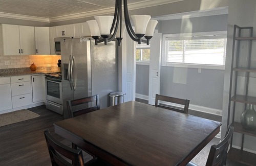 Lookout Valley Neighborhood Association House | Base of Lookout Mountain - 10 minutes to Downtown - 1 mile to The Venue - Patio