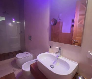 Florence House | Basement Art House