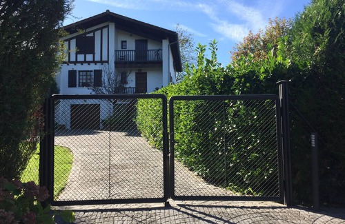 Sare Villa | Basque style Sare in the Basque Country