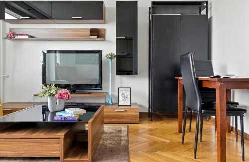 Mokotow Apartment | Batorego by Solarento