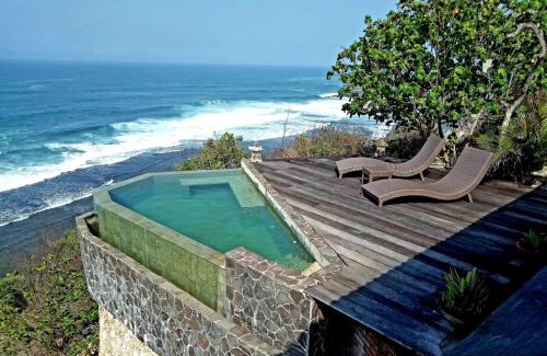 Watukarung Hotel | Batu Hill Villa