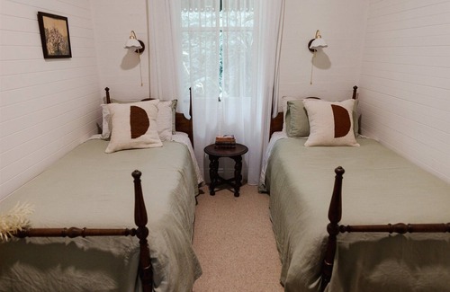 Mapleton Cabin | Baxter Lodge - Country Hinterland Escape