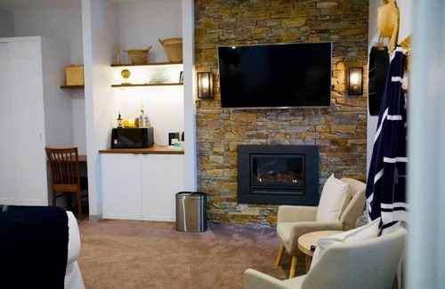 St Helens Apartment | Bay of Fires Apartments - Family Suite 8