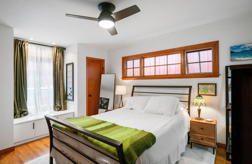 Roseville - Fleet Ridge House | Bay Skyline | Hot Tub + Fire Pit | Point Loma