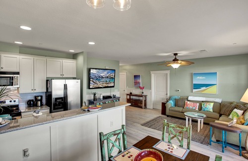Red Fish Cove Condo | Bayfront condo on Galveston's West Bay in the Pointe West Community