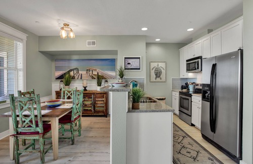 Red Fish Cove Condo | Bayfront condo on Galveston's West Bay in the Pointe West Community