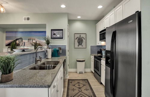 Red Fish Cove Condo | Bayfront condo on Galveston's West Bay in the Pointe West Community