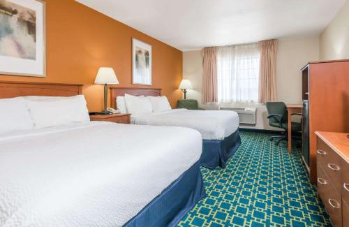 Southside Hotel | Baymont by Wyndham Santa Fe