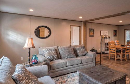 Negreet House | Bayside Louisiana Vacation Rental with Dock!