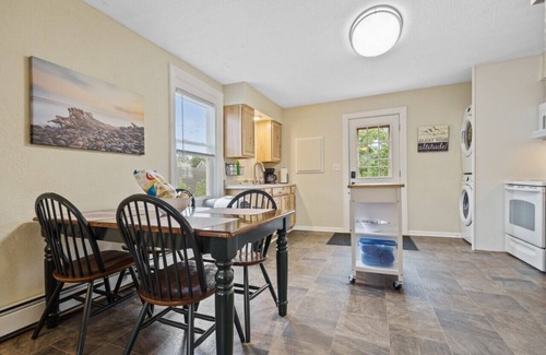 Marquette Apartment | Be a Local - Centrally Located 2BR in Downtown MQT