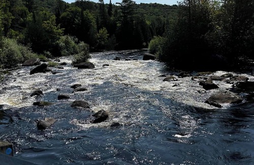 Sainte-Lucie-des-Laurentides Apartment | Beautiful, bright, brand-new room in the heart of the Laurentians
