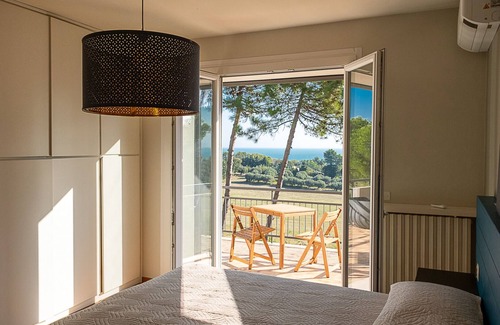 Pesaro Bed & Breakfast | Bea&Berto | Complete apartment in the hills, a stone's throw from the sea