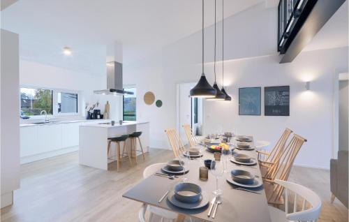 Lembruch House | Beach Front Home In Lembruchdümmer See