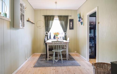 Samnanger House | Beach Front Home In Tysse With Wifi