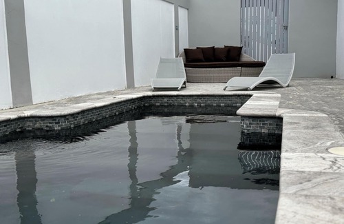 Jobos House | Beach Home, ¡Amazing beach location! , walk to the beach. Family & Friends home.