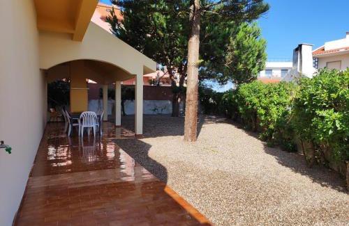 Peniche House | Beach House Villa At Peniche - Praia Consolação