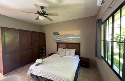 El Zonte House | Beach On The Rocks