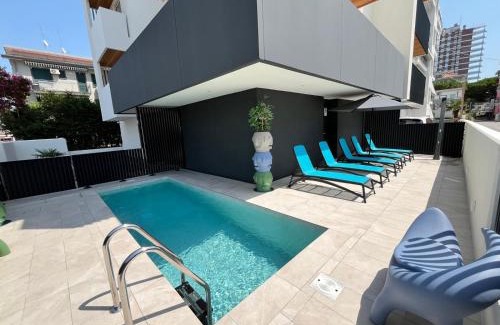 Jesolo Apartment | Beach Palace with small swimming pool, private beach, parking