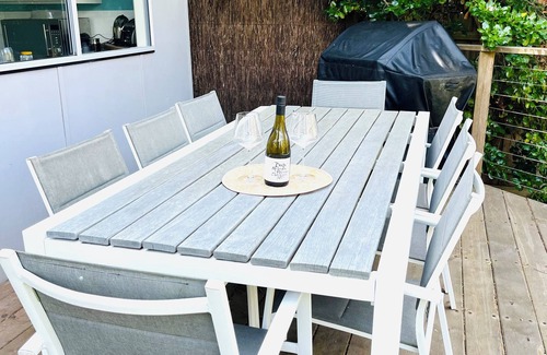 Shoreham House | BEACH RETREAT - Old Shoreham: 4Bed, Walk 2 Beach Cafe/GenStore, Family Friendly!