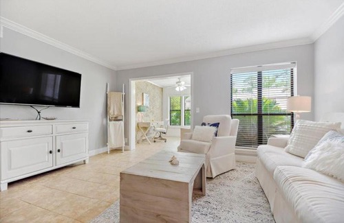 Saint Simons Heights Apartment | Beach Retreat