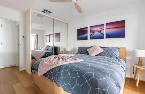 Semaphore Park Apartment | Beach Stayz Semaphore Upstairs Two Bedroom Apartment