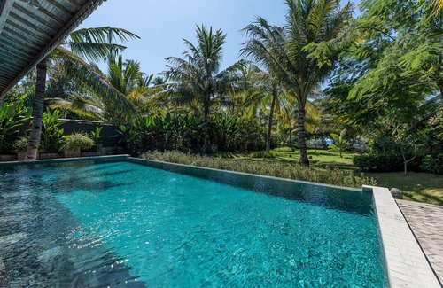 Sigar Penjalin Villa | Beach Villas Lombok