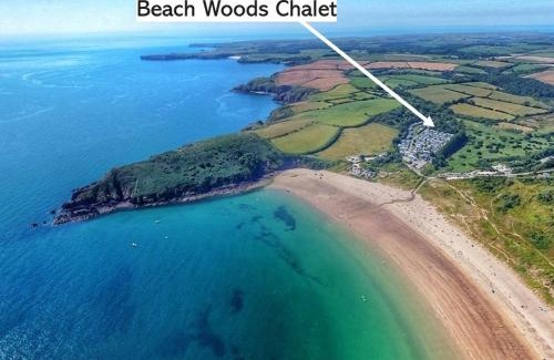 Pembroke House | Beach Woods Coastal Path chalet